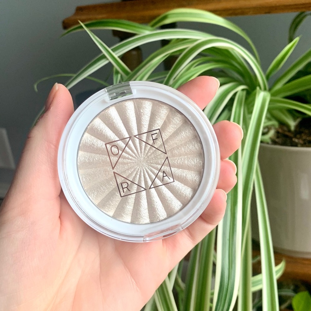 NWT - Ofra Glazed Donut Highlighter